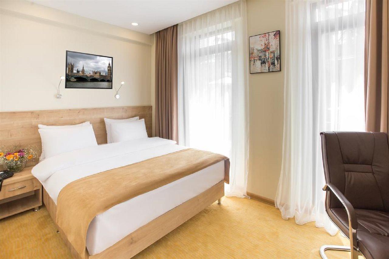 Bridge Boutique Hotel Tbilisi Esterno foto
