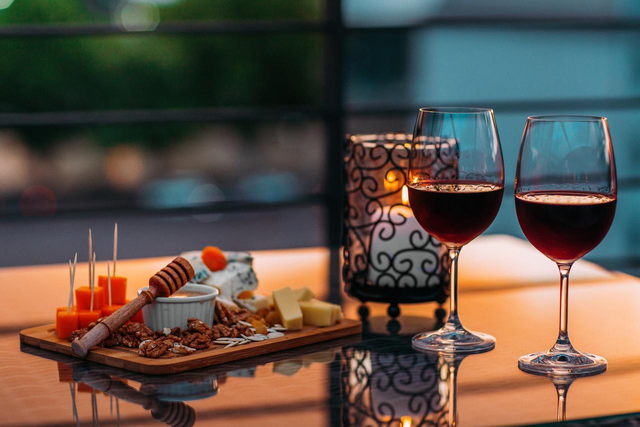 Bridge Boutique Hotel Tbilisi Esterno foto