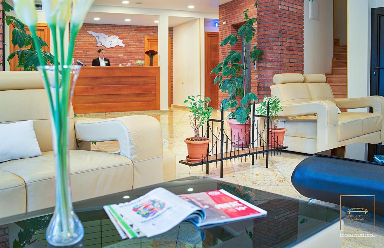 Bridge Boutique Hotel Tbilisi Esterno foto