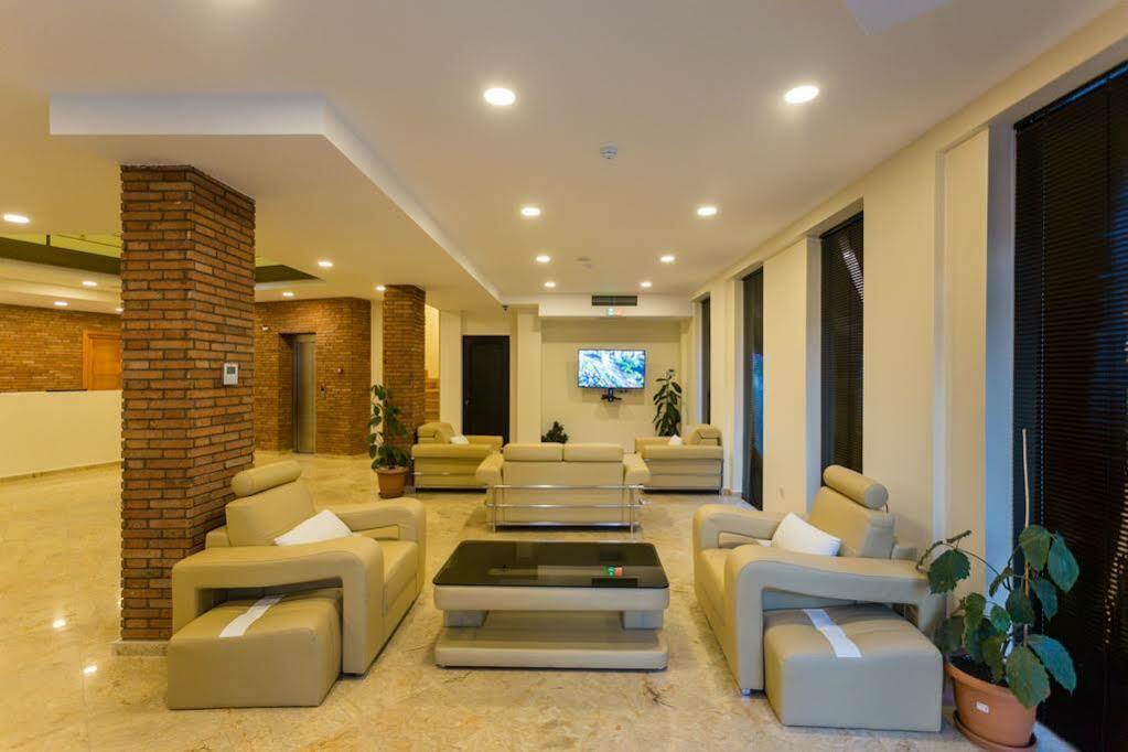 Bridge Boutique Hotel Tbilisi Esterno foto